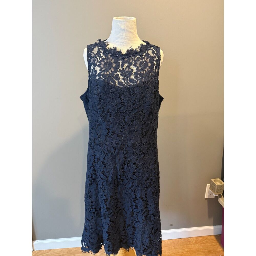 16 Eliza J dark blue formal Lacey dress
